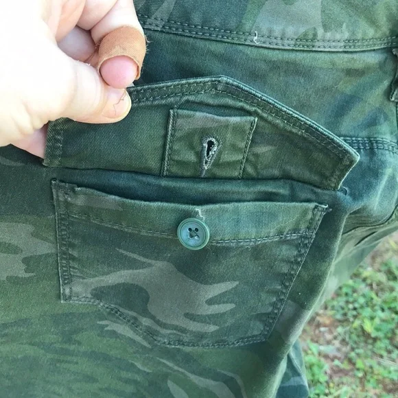 Ann Taylor LOFT Julie Olive Green Camo Trousers Pants Button Back Pockets 10 - Picture 5 of 15